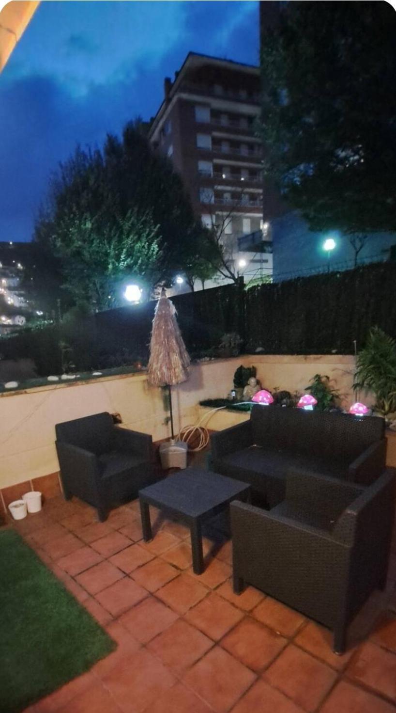 Habitacion Con Salida Directa A Terraza Chill Out Bilbau Exterior foto